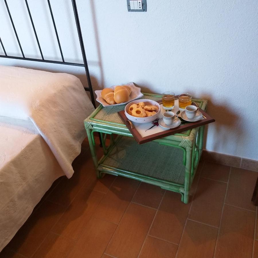 Agriturismo Funtan'Arva Loculi Luaran gambar