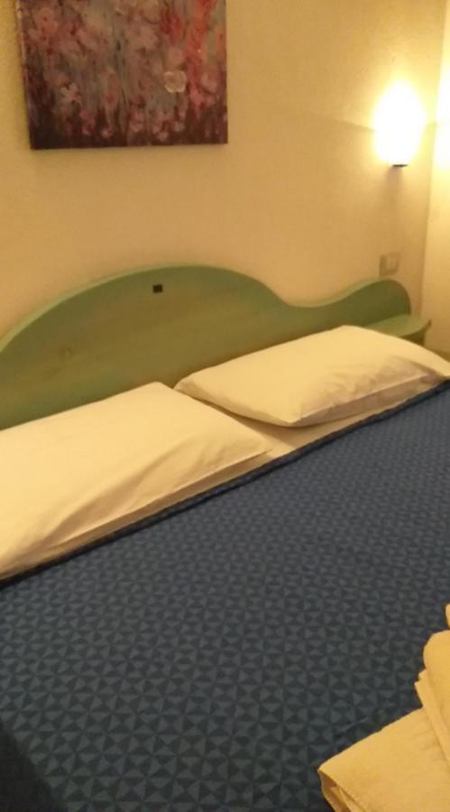Agriturismo Funtan'Arva Loculi Luaran gambar