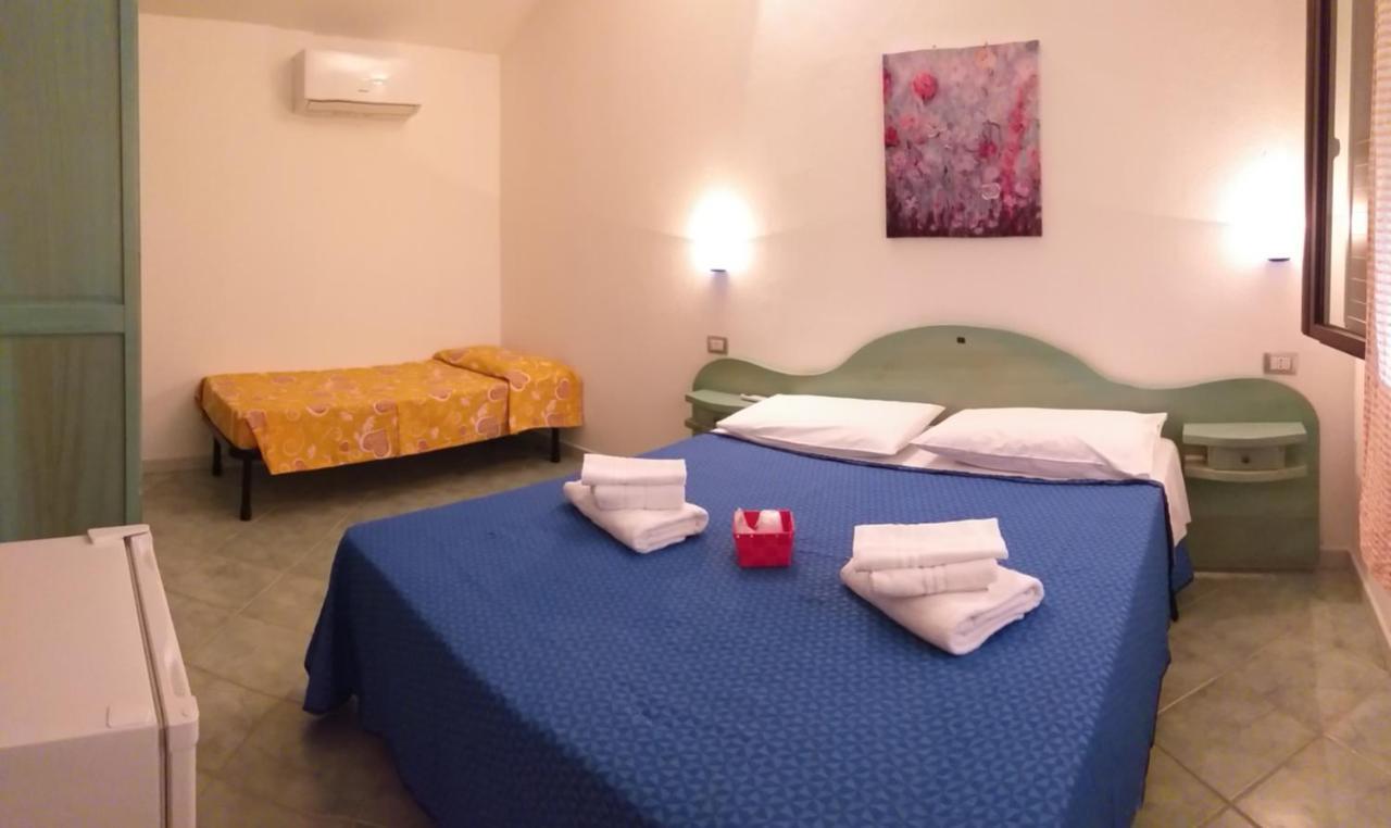 Agriturismo Funtan'Arva Loculi Luaran gambar