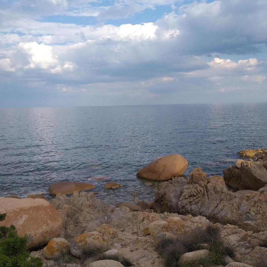 Agriturismo Funtan'Arva Loculi Luaran gambar