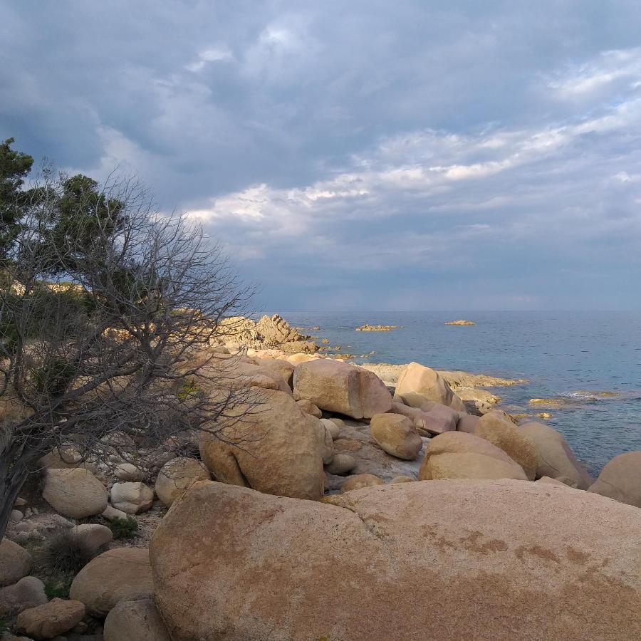 Agriturismo Funtan'Arva Loculi Luaran gambar